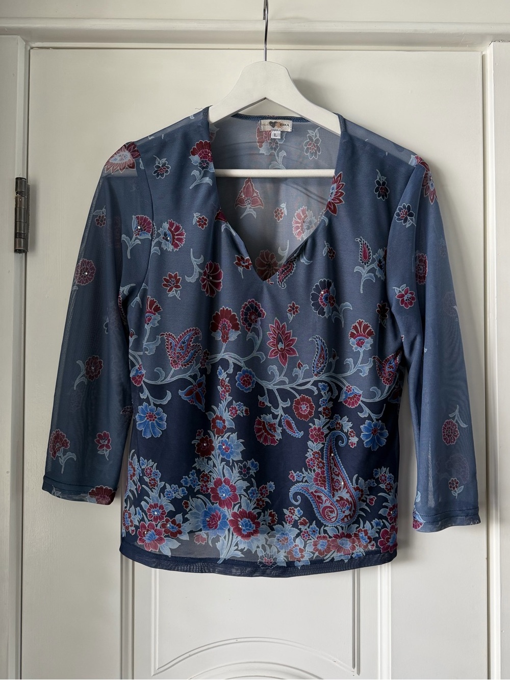 Heart Soul Blue Floral V-Neck Blouse with Red Accents